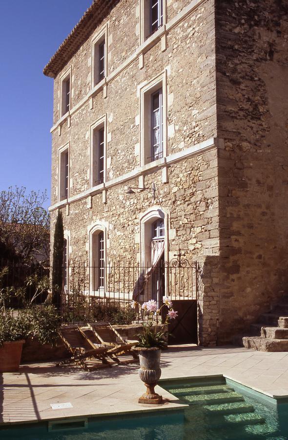 Le Posterlon Bed & Breakfast Caumont-sur-Durance ภายนอก รูปภาพ